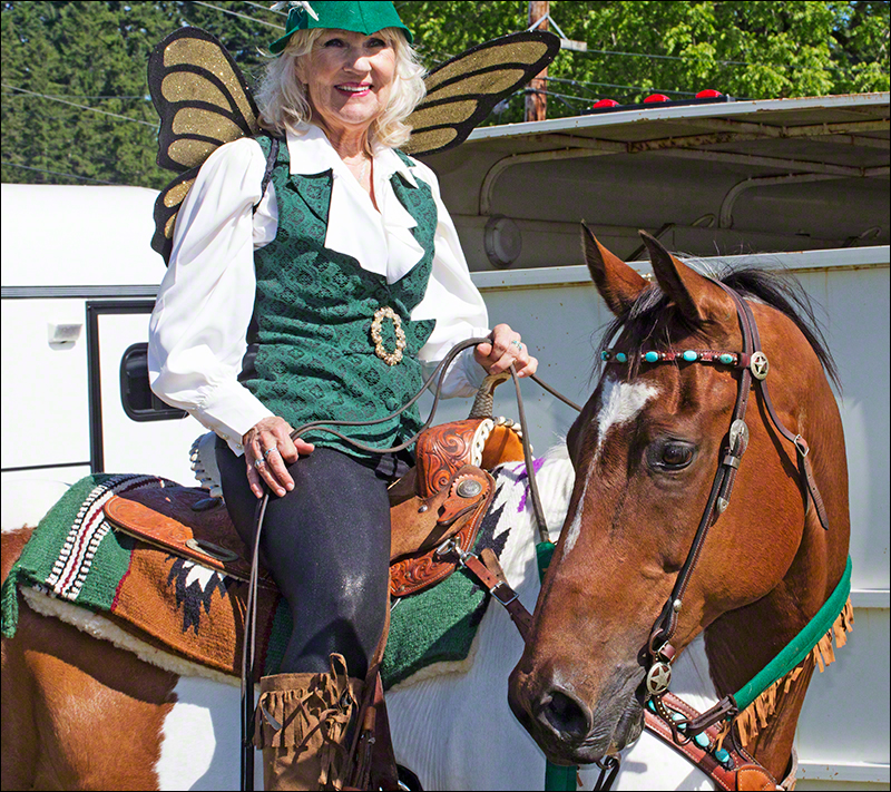 Member of Equestrienne of Mason County